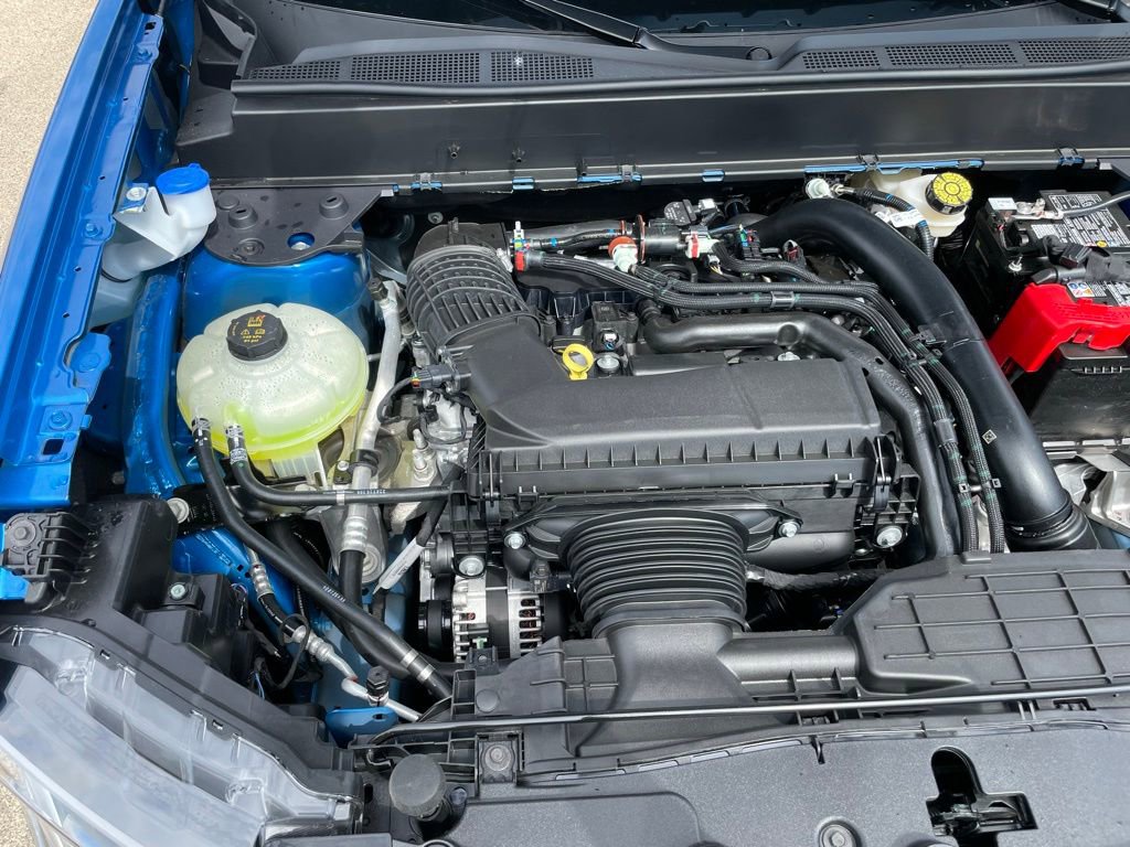 New 2025 Ford Maverick Lobo image 40