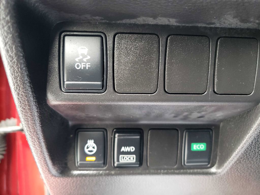 Used 2017 Nissan Rogue Sport SL image 20