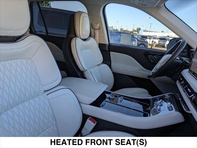 Used 2023 Lincoln Aviator Black Label w/ Class IV Trailer Tow Package AWD/4WD image 27