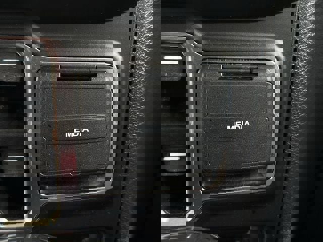 Used 2020 Jeep Gladiator Overland image 23