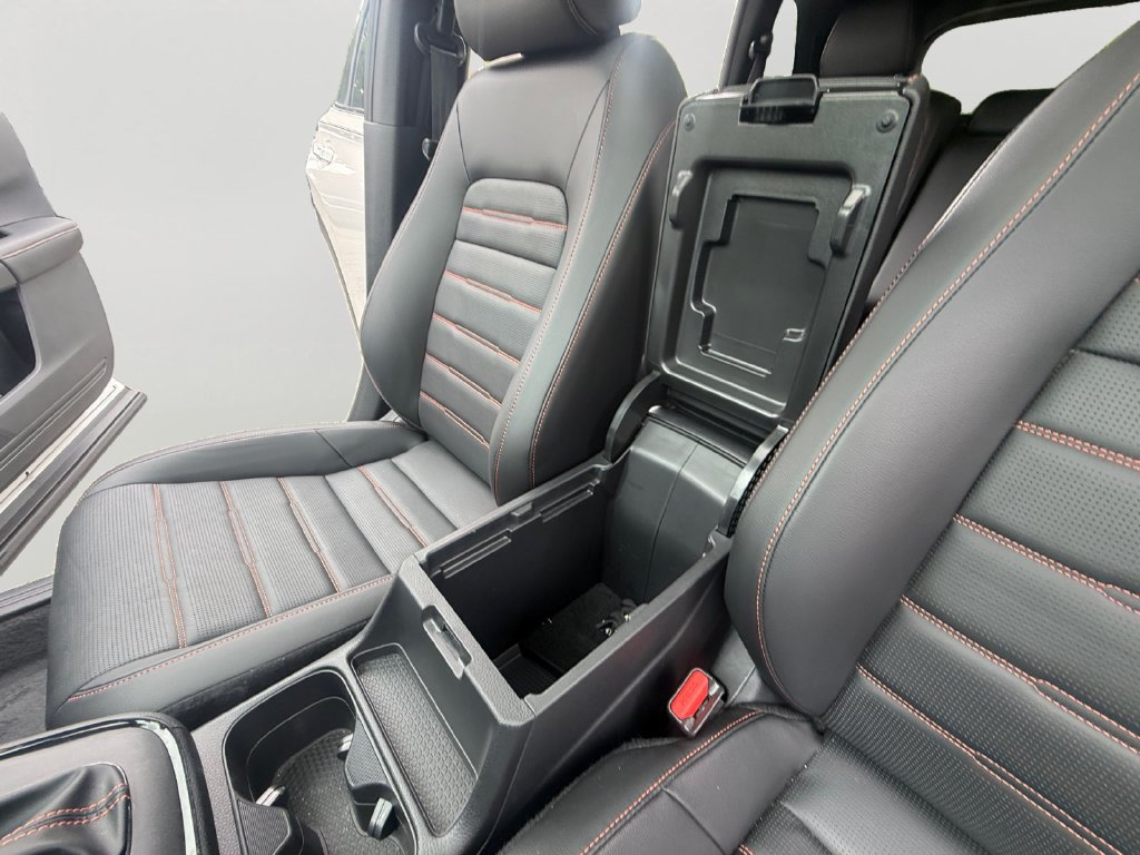 Used 2025 Honda CR-V Sport Touring image 19
