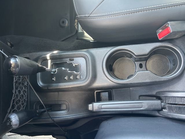 Used 2013 Jeep Wrangler Unlimited Sport AWD/4WD image 19
