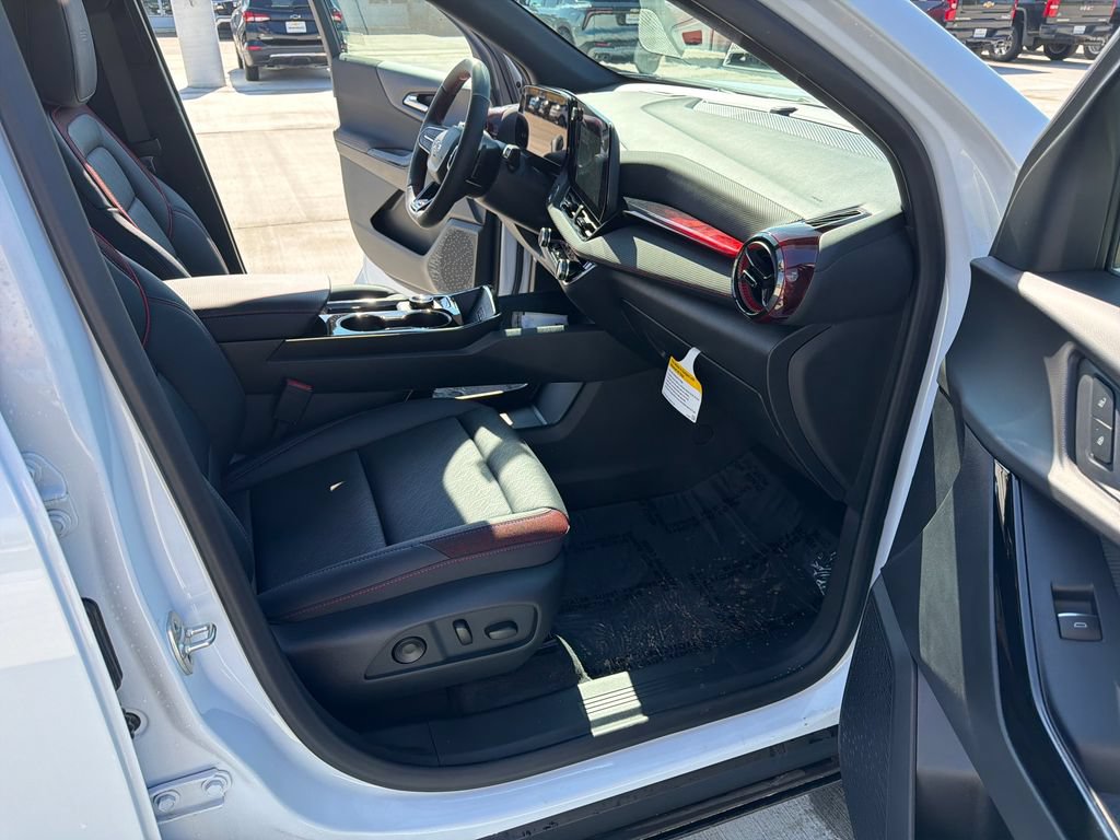 New 2026 Chevrolet Equinox RS w/ Convenience Package III AWD/4WD image 27