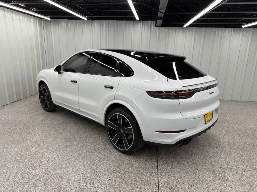 Used 2021 Porsche Cayenne Coupe AWD/4WD image 4
