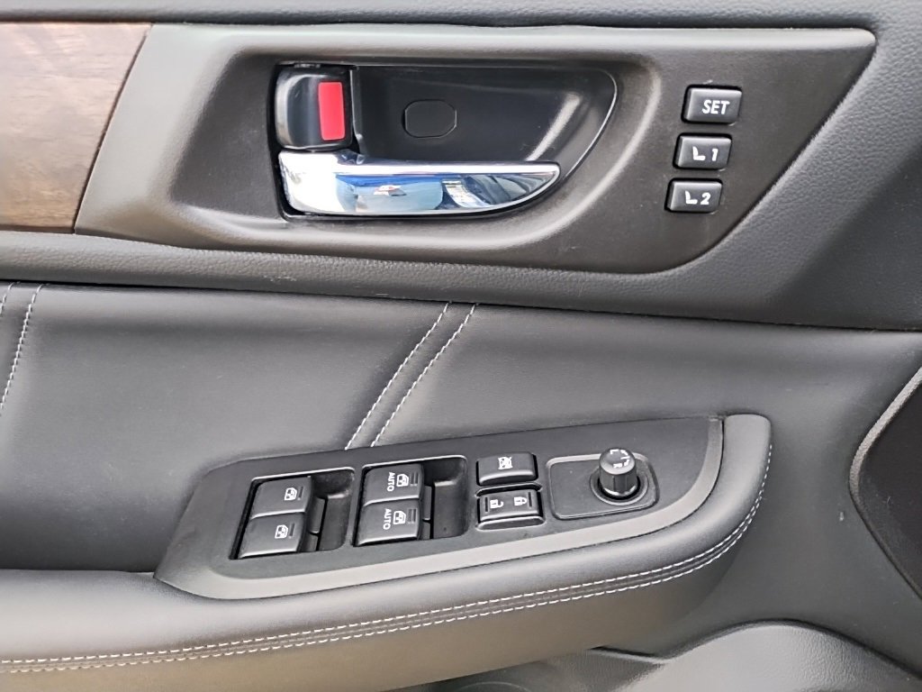 Used 2018 Subaru Outback 2.5i Limited image 19