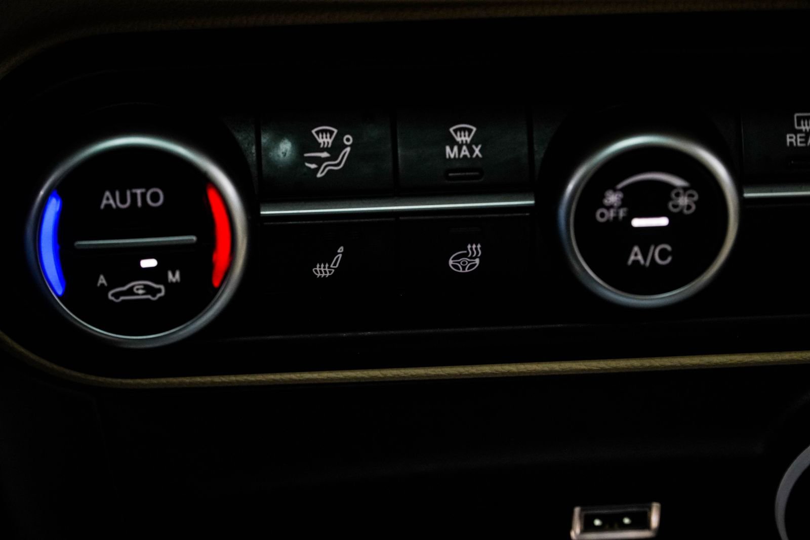 Used 2023 Alfa Romeo Stelvio Ti Lusso w/ Quick Order Package 22X Lusso image 21