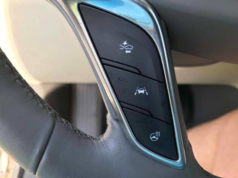 Used 2017 Cadillac XT5 Premium Luxury w/ Driver Assist Package image 23