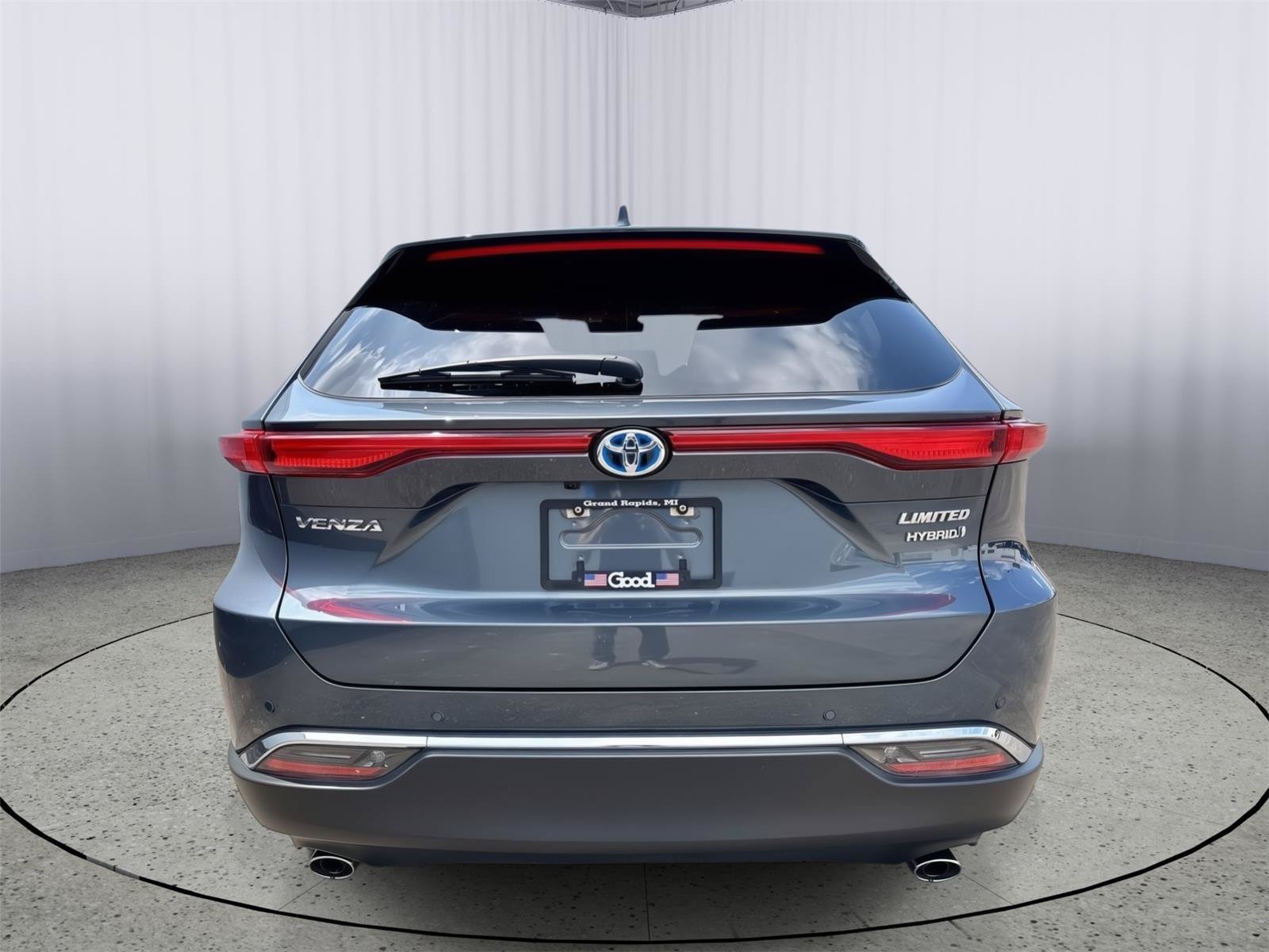 Used 2022 Toyota Venza Limited AWD/4WD image 18