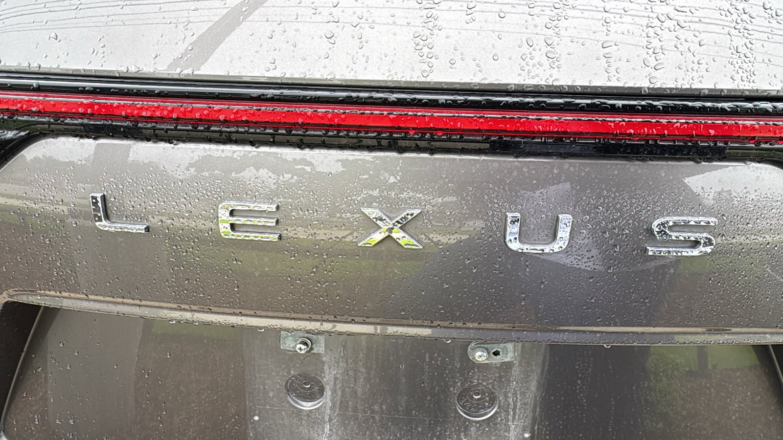 Used 2024 Lexus LX 600 4WD w/ Luxury Package image 17