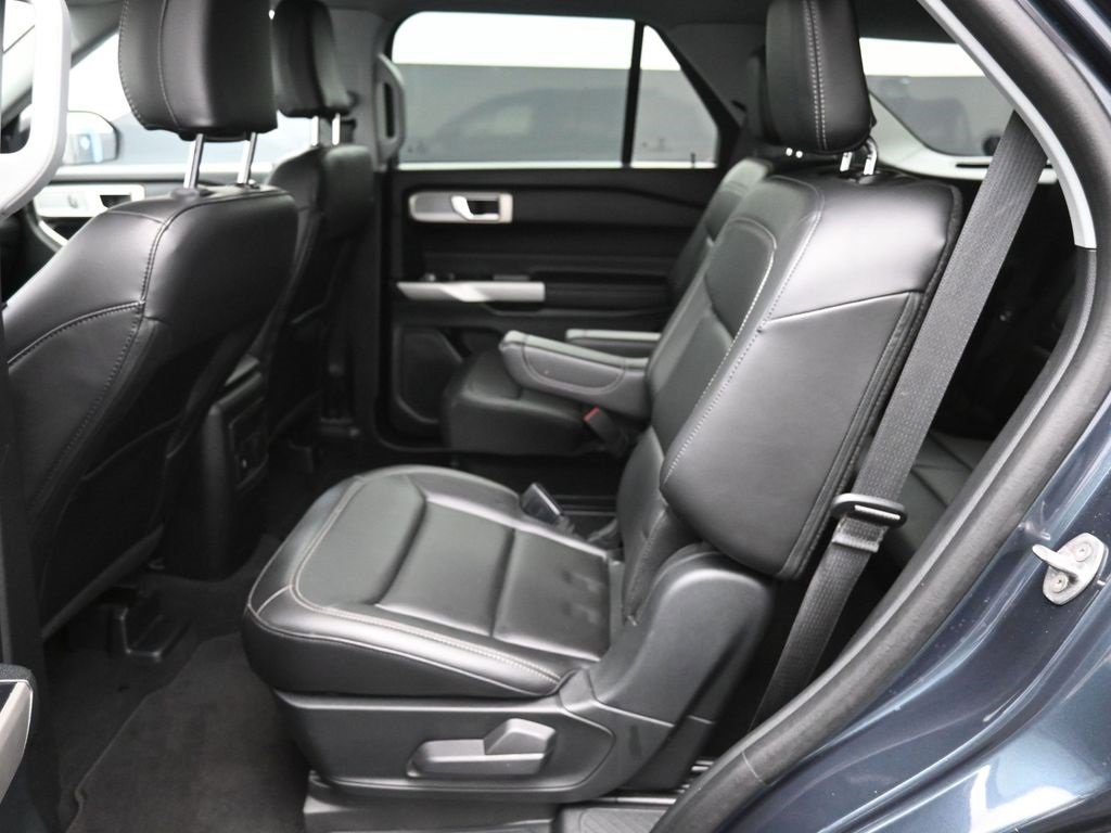 Certified 2023 Ford Explorer XLT w/ Equipment Group 202A image 25