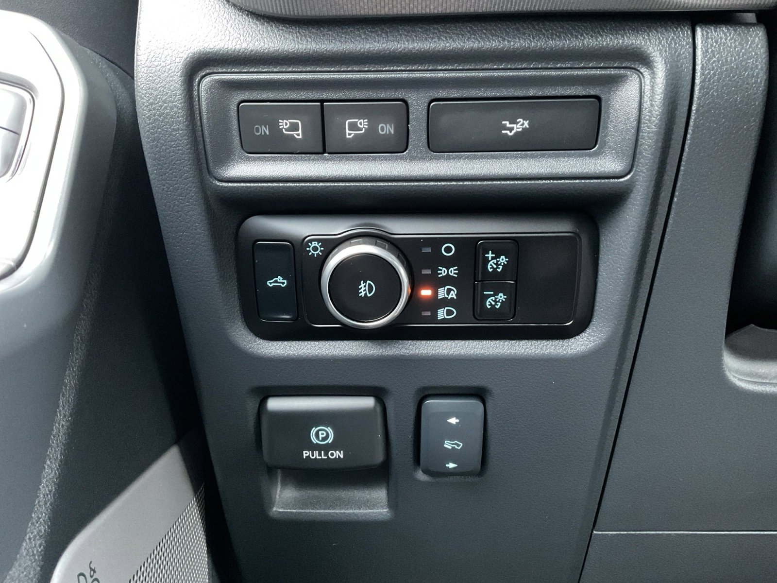 Used 2024 Ford F150 Lariat w/ Tow/Haul Package image 21