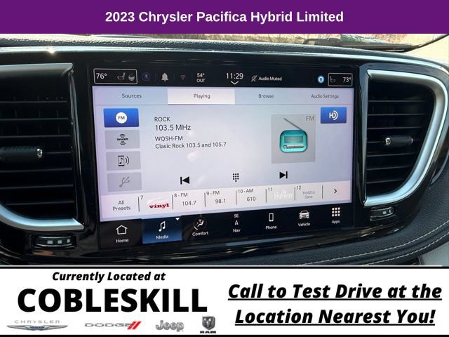 Used 2023 Chrysler Pacifica Limited FWD image 19