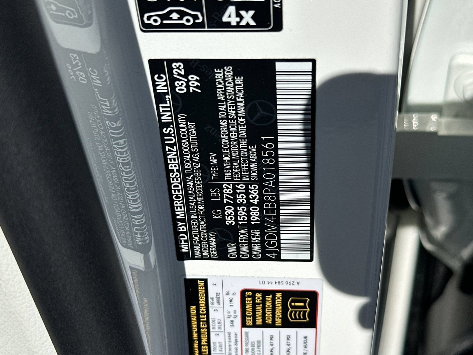 Used 2023 Mercedes-Benz EQS 580 4MATIC SUV image 35