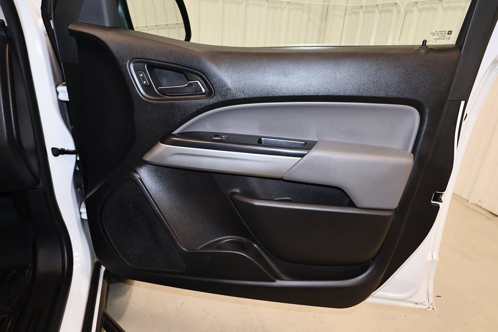 Used 2019 Chevrolet Colorado LT image 19