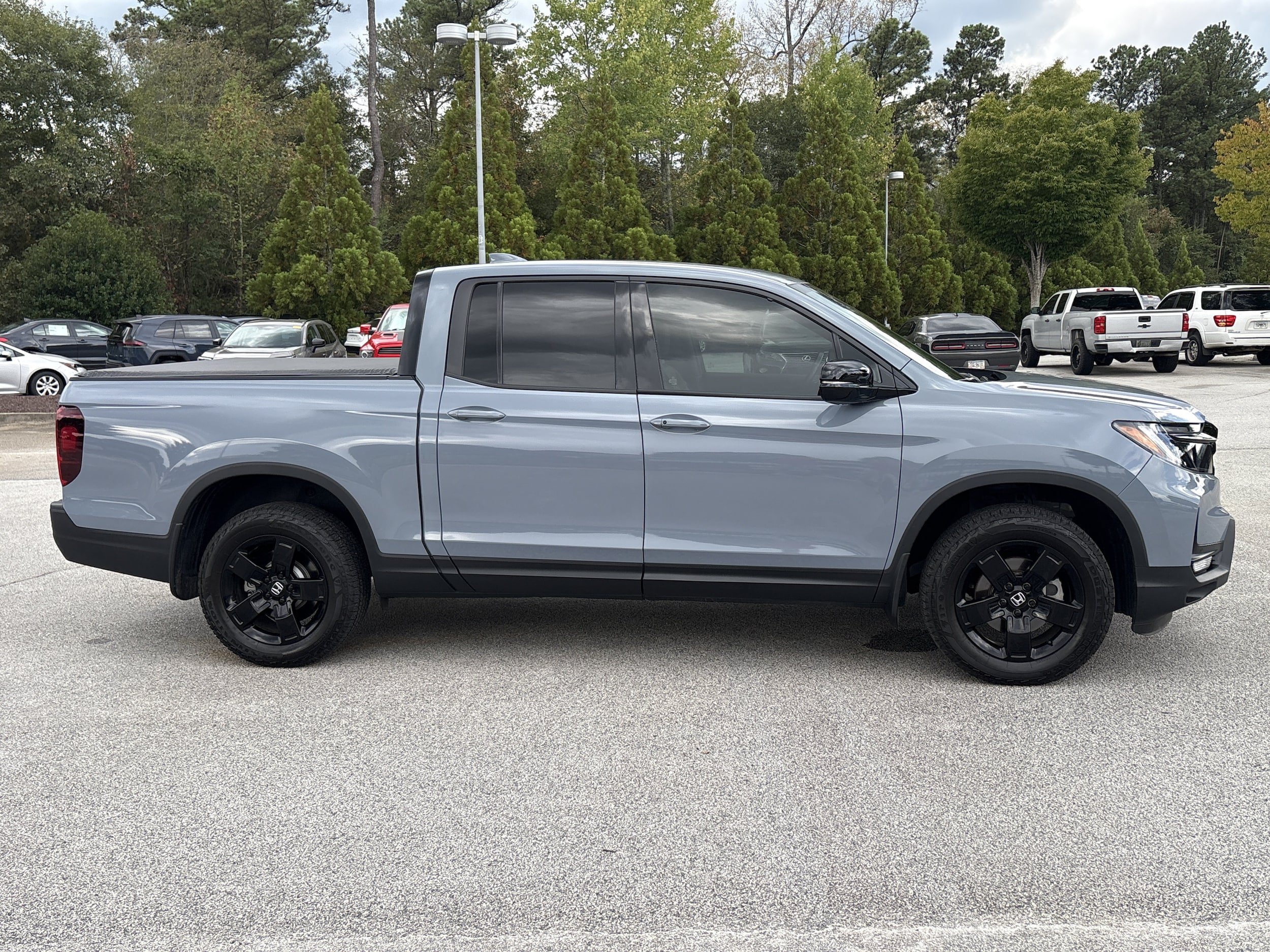 Used 2025 Honda Ridgeline Black Edition image 24