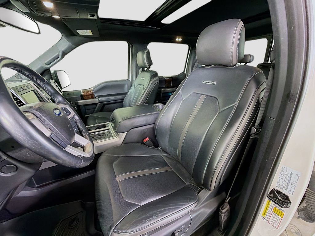 Used 2017 Ford F150 Platinum w/ Equipment Group 701A Luxury AWD/4WD image 13