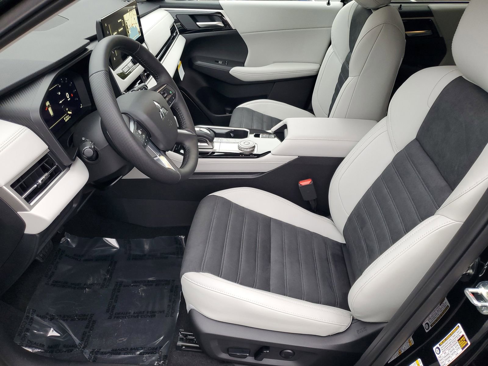 New 2026 Mitsubishi Outlander SE image 5