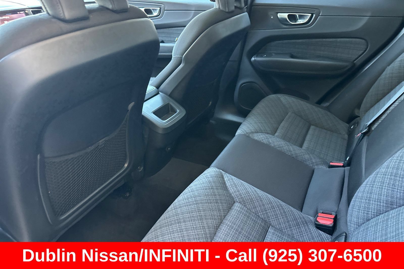 Used 2023 Volvo XC60 B5 Core w/ Protection Package Premier FWD image 15