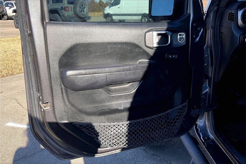Used 2020 Jeep Gladiator Sport w/ Quick Order Package 24S image 22