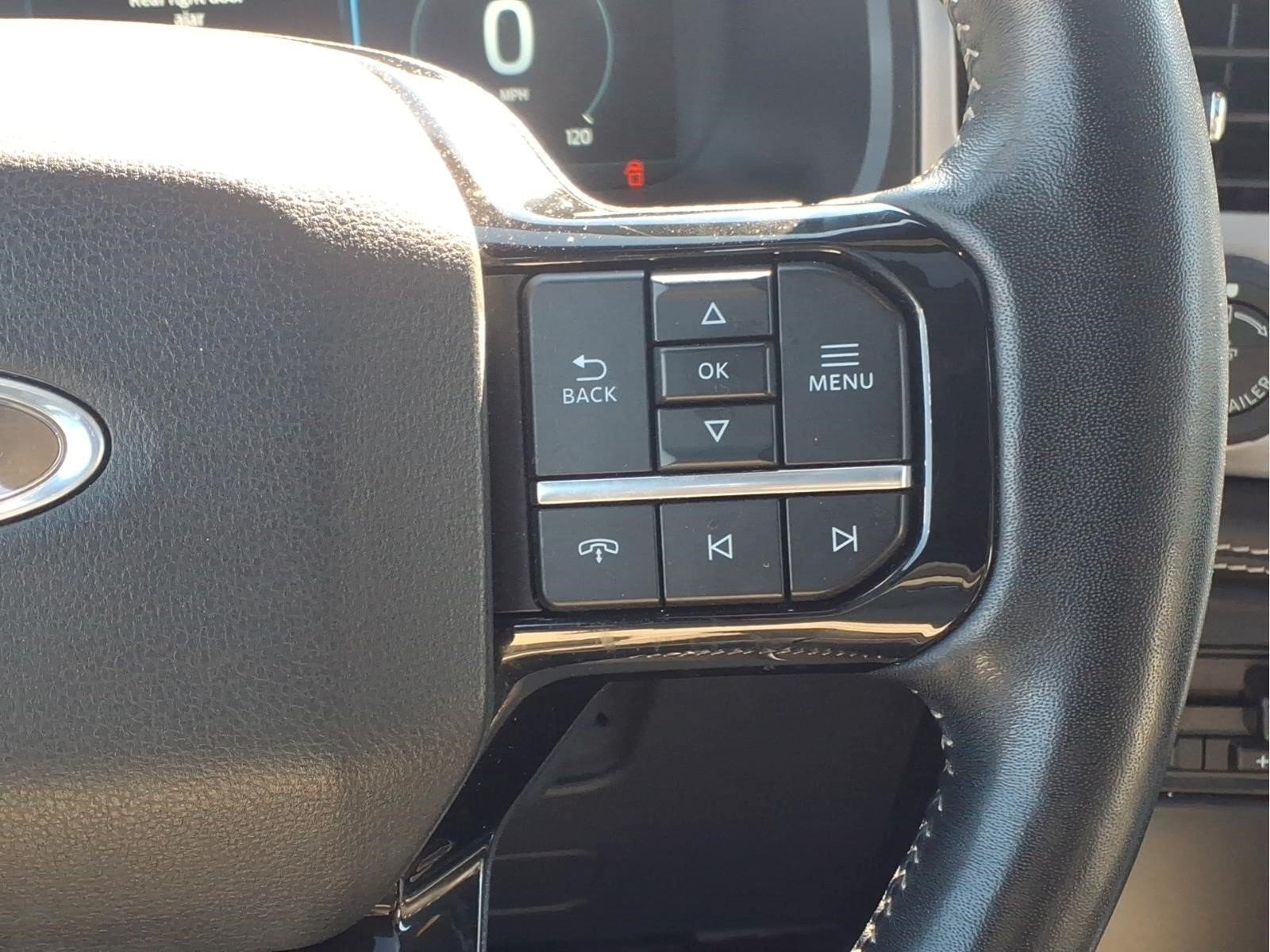 Used 2022 Ford F150 Lightning Platinum AWD/4WD image 17