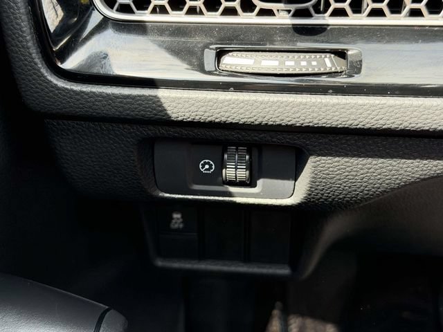 Used 2025 Honda Civic Sport image 25