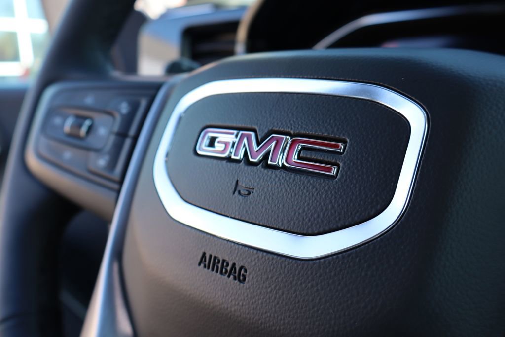 Used 2025 GMC Sierra 1500 SLT w/ SLT Premium Plus Package image 29