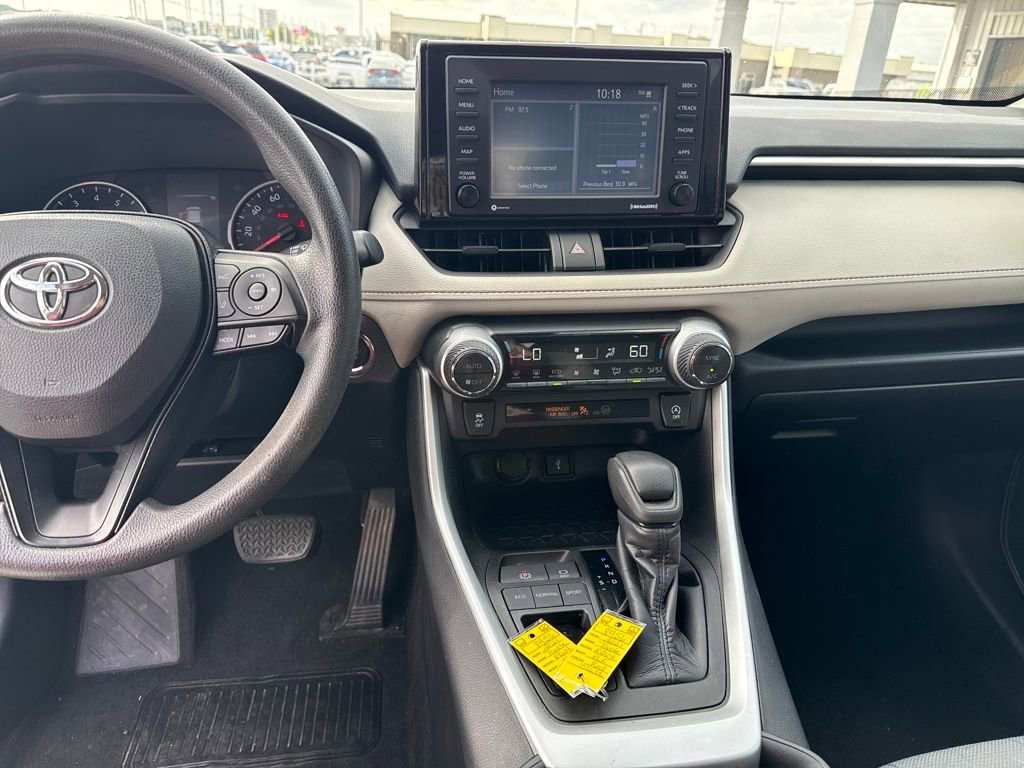 Used 2021 Toyota RAV4 XLE image 19