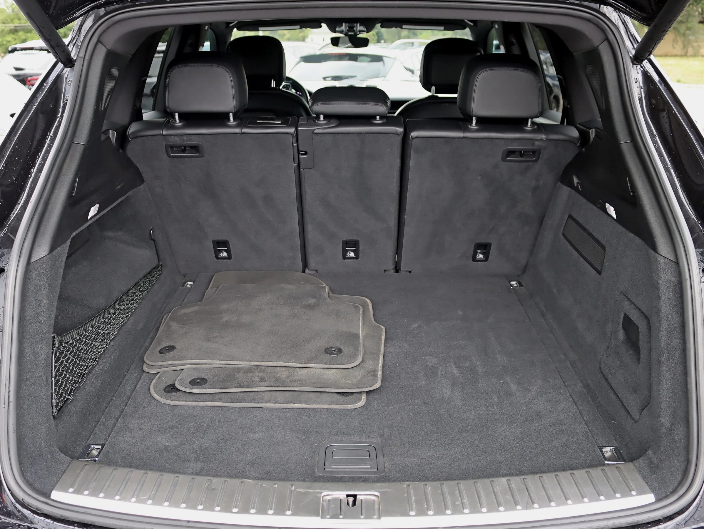 Used 2019 Porsche Cayenne AWD/4WD image 36