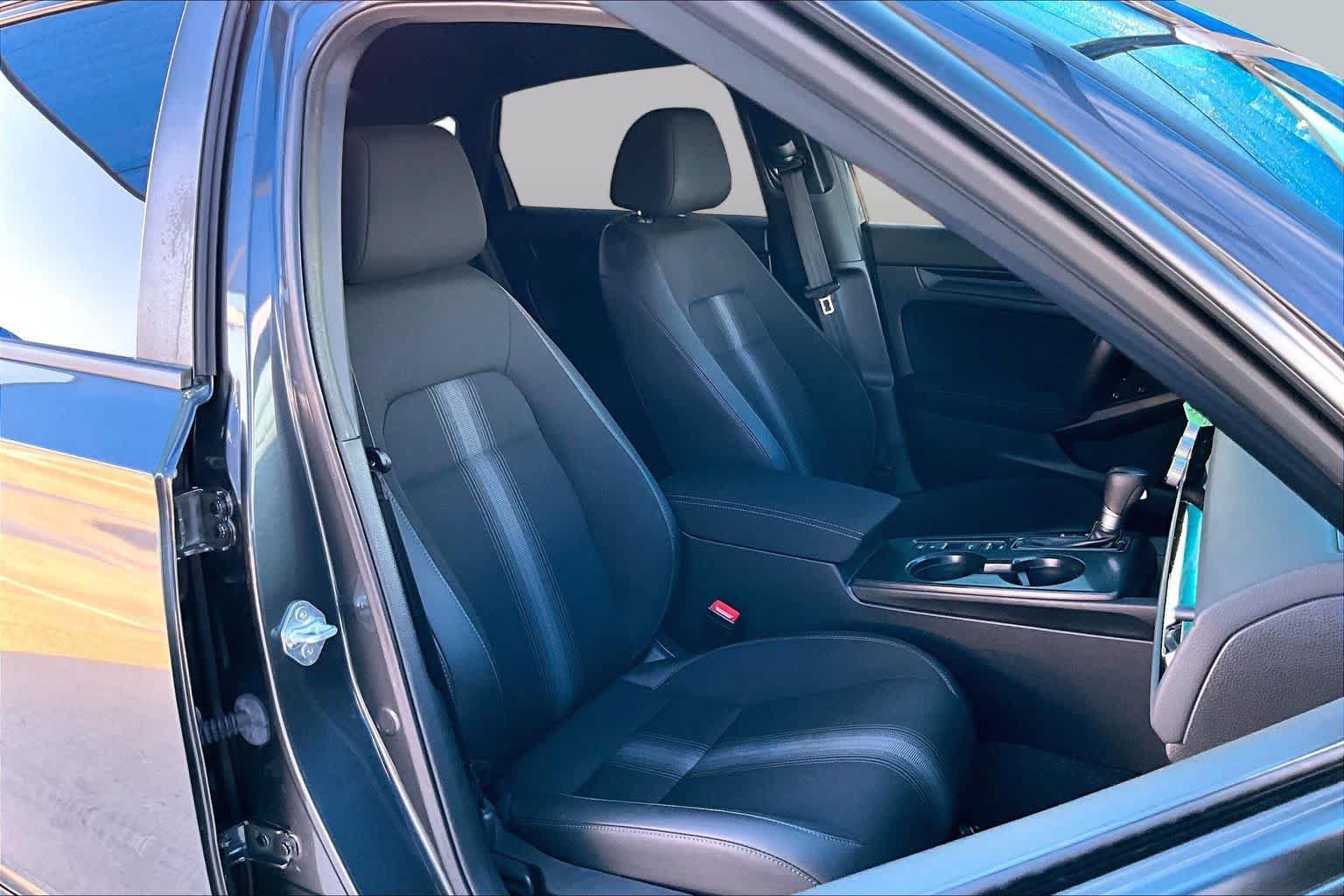 Used 2024 Honda Civic Sport image 9