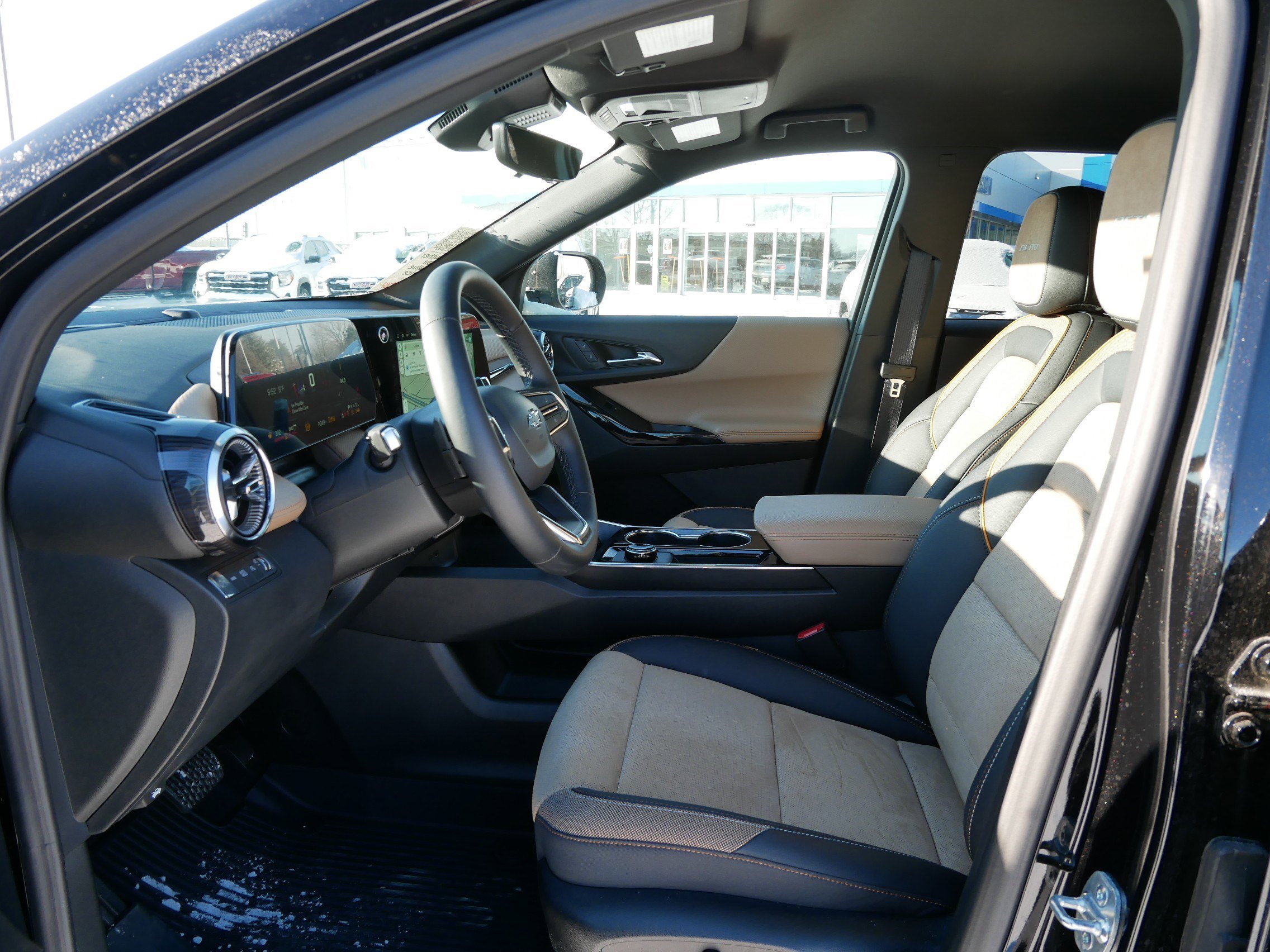 New 2026 Chevrolet Equinox ACTIV w/ Convenience Package III image 10