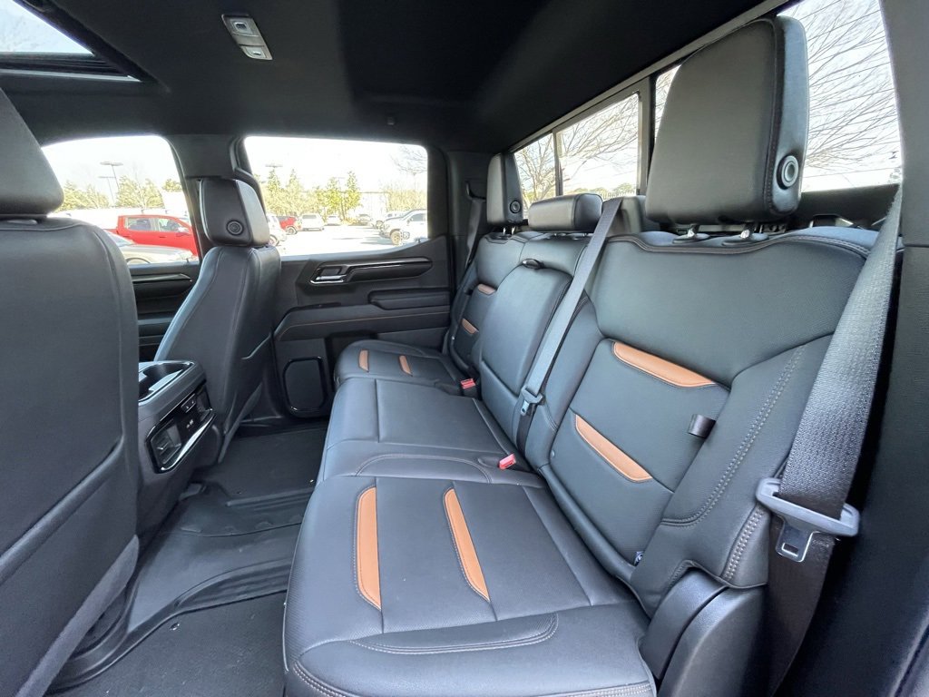 Used 2024 GMC Sierra 1500 AT4 w/ Technology Package image 27
