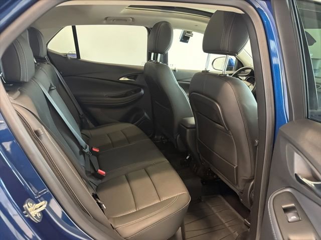 Used 2023 Buick Encore GX Essence w/ Experience Buick Package AWD/4WD image 39