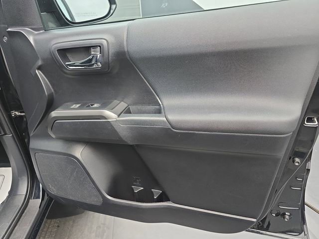 Used 2020 Toyota Tacoma TRD Off-Road image 47