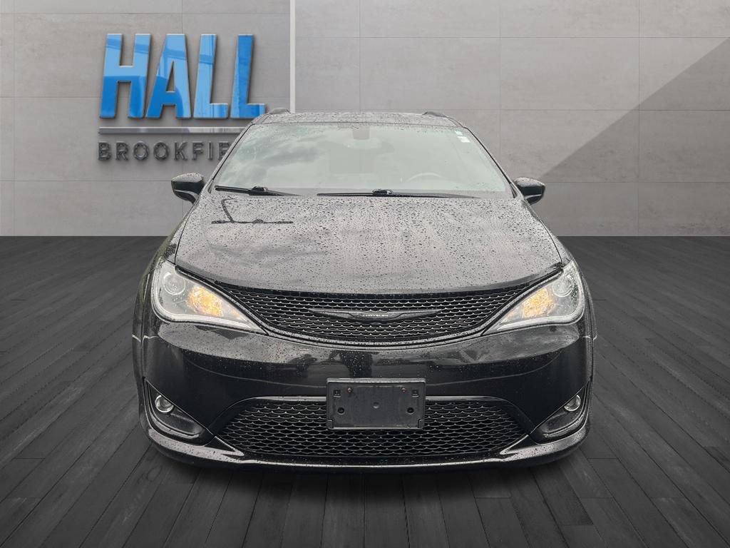 Used 2020 Chrysler Pacifica Touring-L AWD/4WD image 8