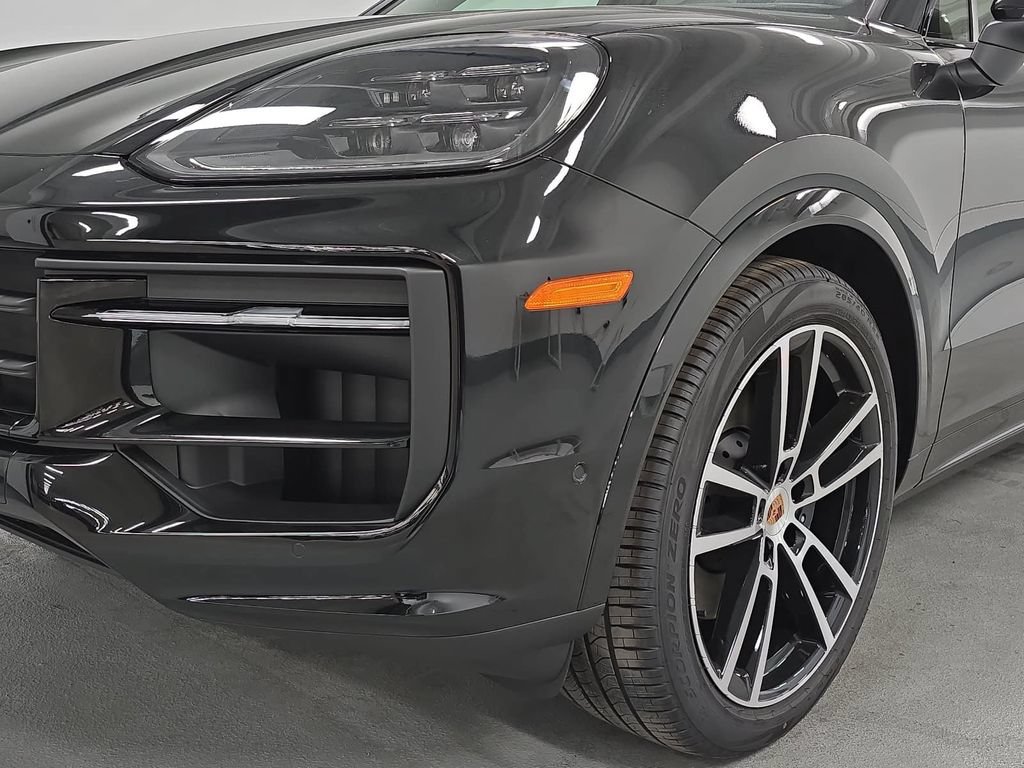 New 2026 Porsche Cayenne AWD/4WD image 11