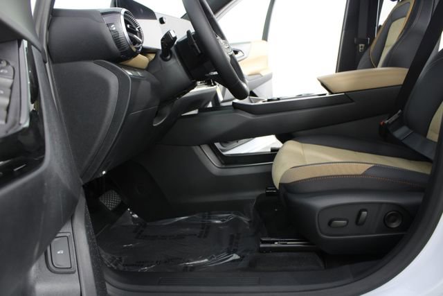 New 2026 Chevrolet Equinox ACTIV image 15
