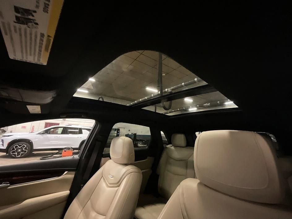 Used 2019 Cadillac XT5 Luxury image 39