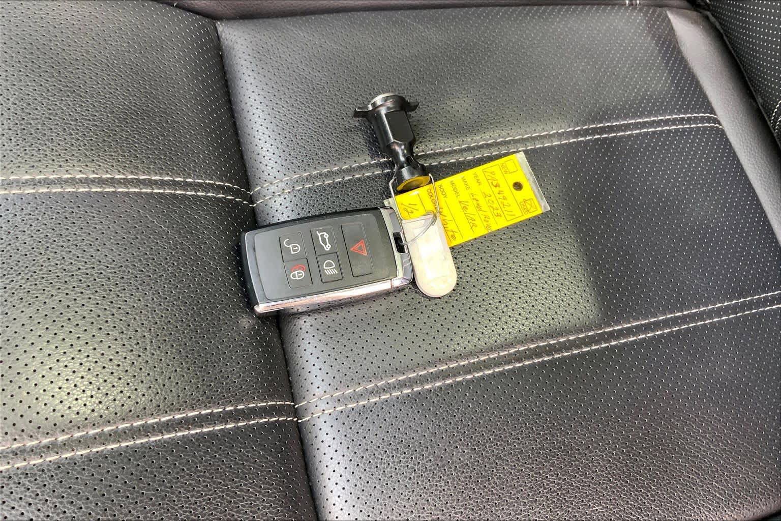 Used 2023 Land Rover Range Rover Velar R-Dynamic S AWD/4WD image 29