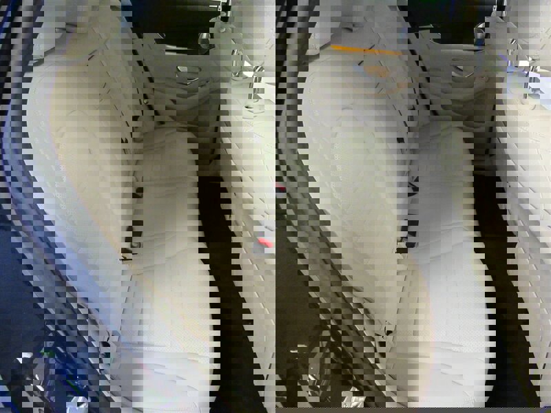 Used 2017 Mercedes-Benz GLC 300 4MATIC image 32