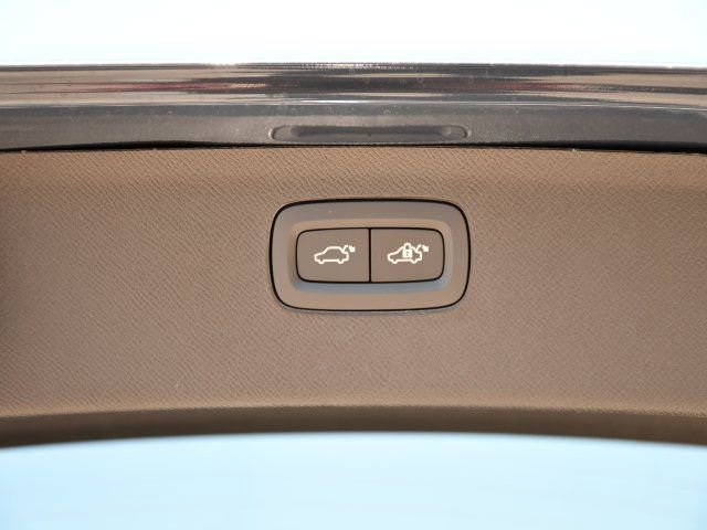 New 2026 Volvo XC90 B6 Ultra w/ Protection Package AWD/4WD image 28