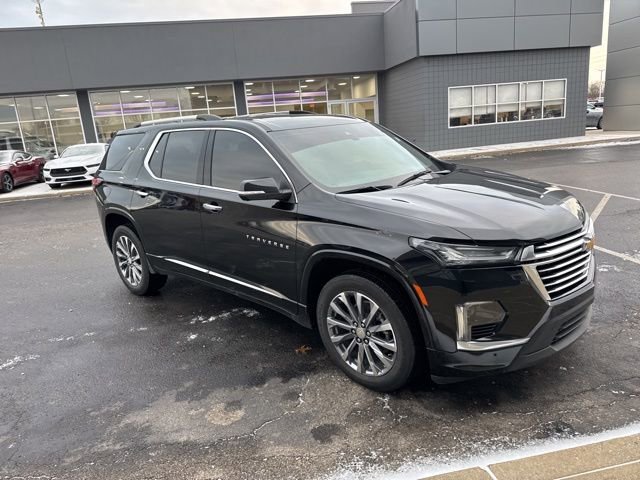 Used 2023 Chevrolet Traverse Premier image 1
