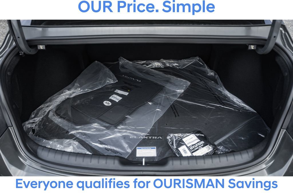 New 2025 Hyundai Elantra SEL image 9