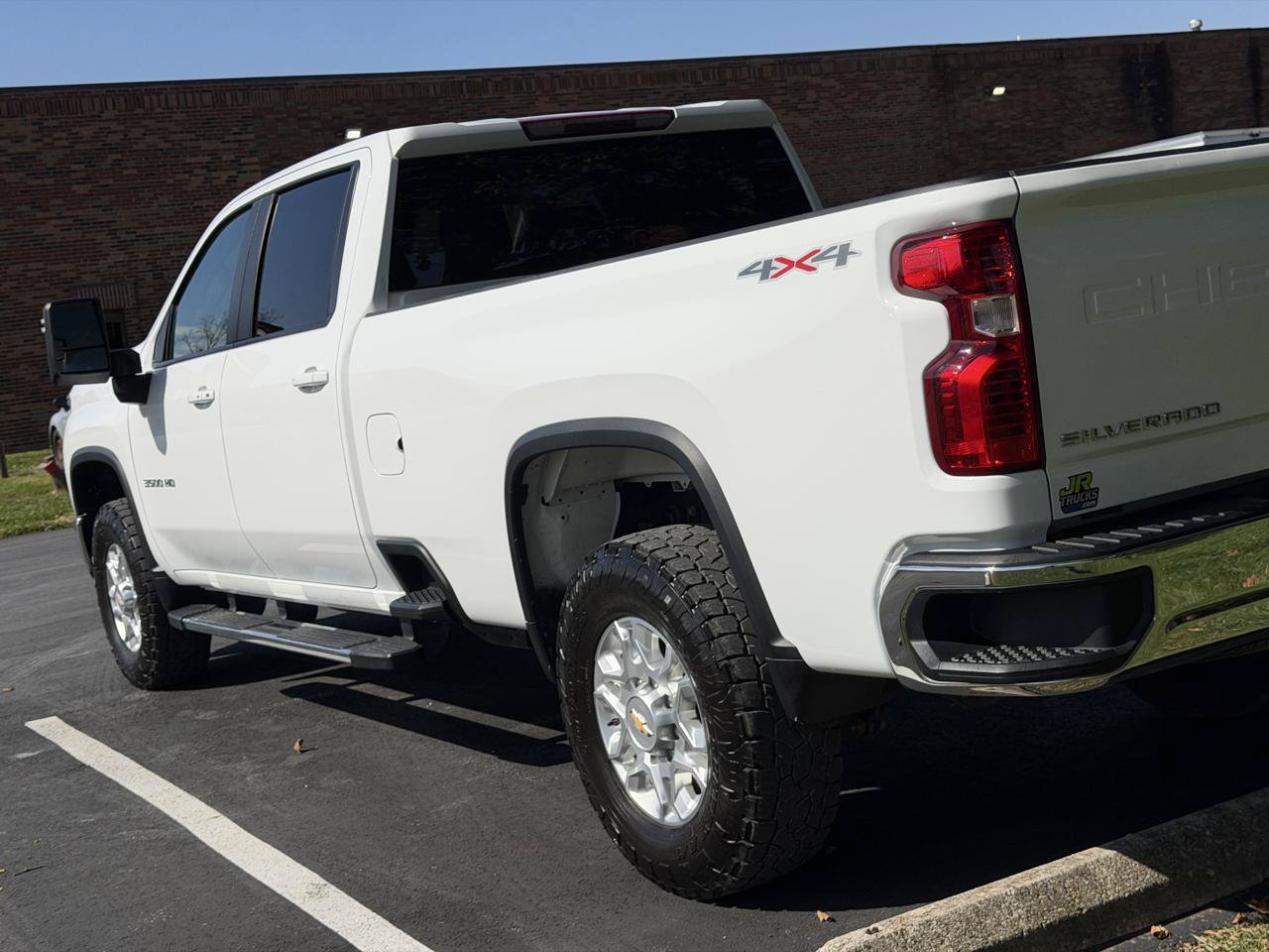 Used 2024 Chevrolet Silverado 3500 LT w/ Convenience Package AWD/4WD image 39