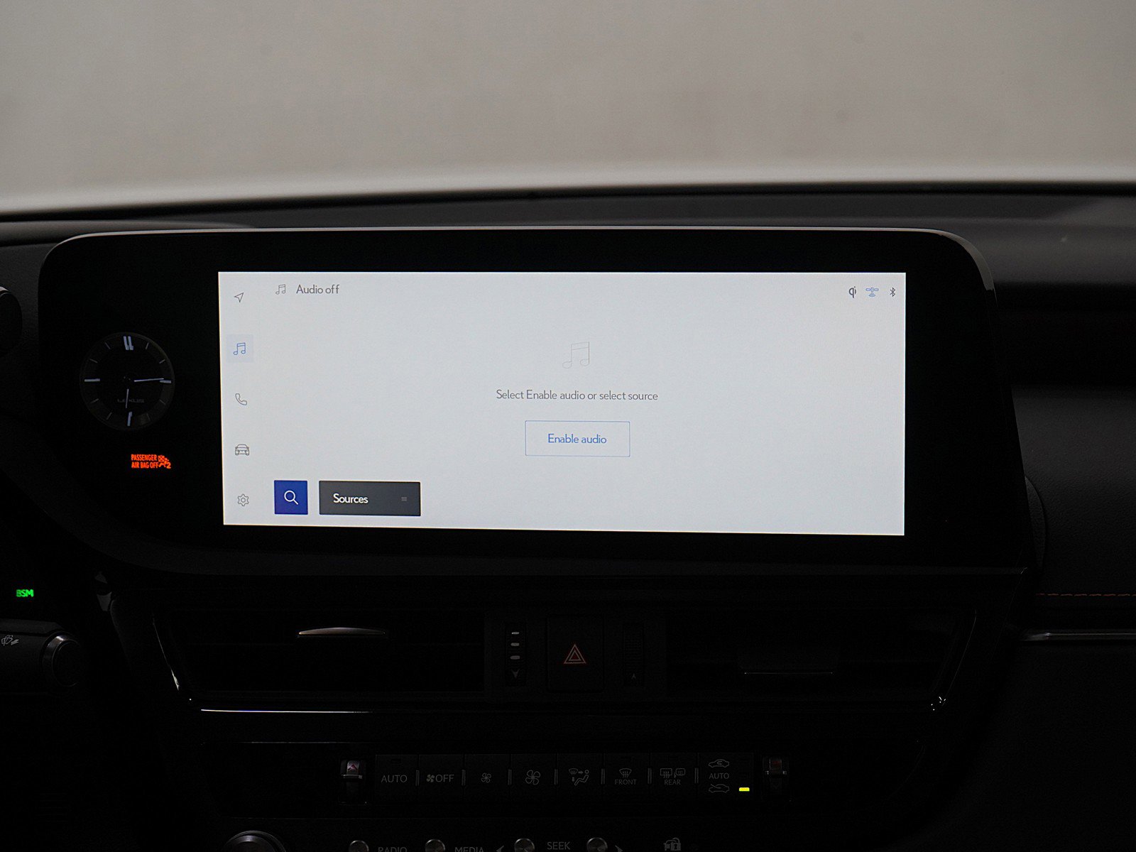 Used 2024 Lexus ES 250 w/ Premium Package image 16