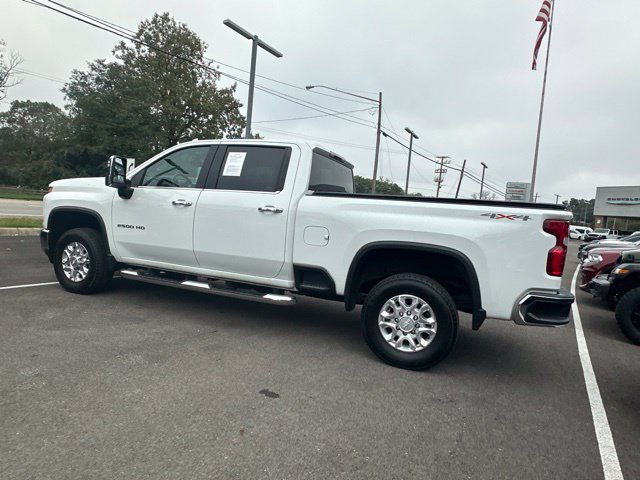 Used 2020 Chevrolet Silverado 2500 LTZ AWD/4WD image 24
