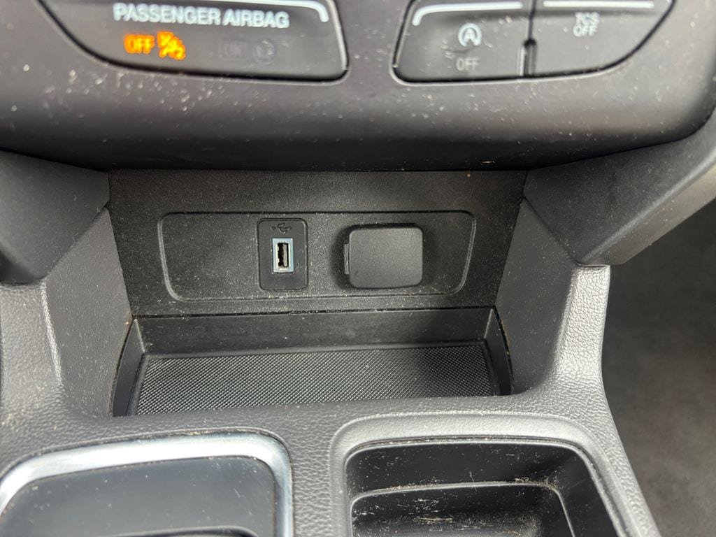 Used 2017 Ford Escape SE AWD/4WD image 28