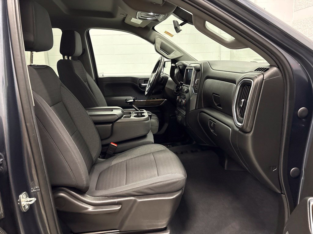Used 2020 Chevrolet Silverado 1500 LT w/ All-Star Edition AWD/4WD image 36