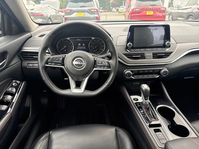 Used 2025 Nissan Altima 2.5 SR AWD/4WD image 21