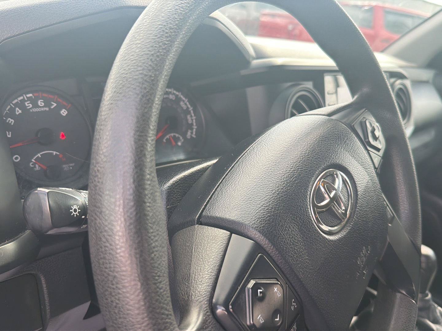Used 2020 Toyota Tacoma SR AWD/4WD image 18