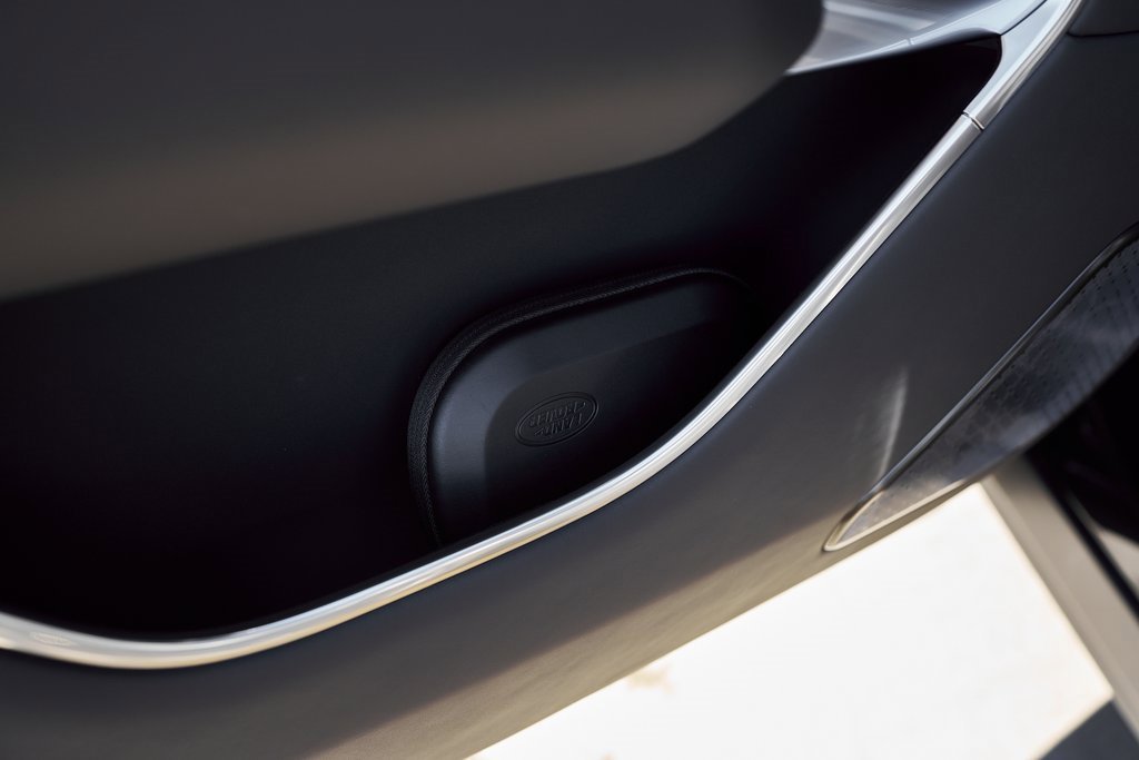 Used 2025 Land Rover Range Rover Long Wheelbase Autobiography image 47